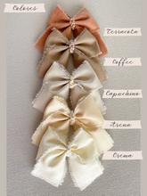 Cargar imagen en el visor de la galería, Botellita para Agua Bendita VIRGEN DE GUADALUPE