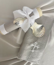 Cargar imagen en el visor de la galería, Kit Bautizo Clásico con Medalla Virgen Guadalupe 5 cms.