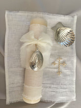 Cargar imagen en el visor de la galería, Kit Bautizo Clásico con Medalla Virgen Guadalupe 5 cms.