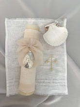 Cargar imagen en el visor de la galería, Kit Bautizo Clásico con Medalla Virgen Guadalupe 5 cms.