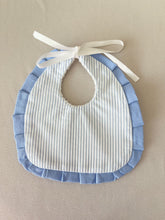 Cargar imagen en el visor de la galería, Baberos Piqué Español