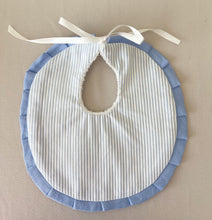 Cargar imagen en el visor de la galería, Baberos Piqué Español