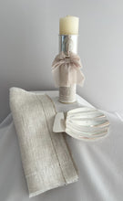 Cargar imagen en el visor de la galería, Kit Bautizo Colección ARO con Virgen de Guadalupe OVAL con Moño Gasa