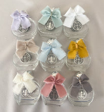 Cargar imagen en el visor de la galería, Botellita para Agua Bendita San Benito Oval Chica