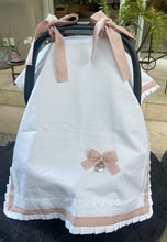 Cargar imagen en el visor de la galería, Cubre Porta Bebé ELEGANCE de Piqué  y Tira Bordada Española