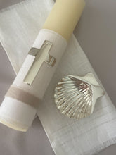 Cargar imagen en el visor de la galería, Kit Bautizo con Cruz Plateada