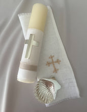 Cargar imagen en el visor de la galería, Kit Bautizo con Cruz Plateada
