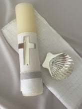 Cargar imagen en el visor de la galería, Kit Bautizo con Cruz Plateada
