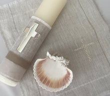 Cargar imagen en el visor de la galería, Kit Bautizo con Cruz Plateada