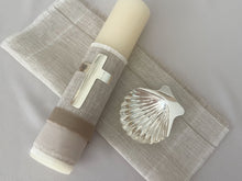 Cargar imagen en el visor de la galería, Kit Bautizo con Cruz Plateada