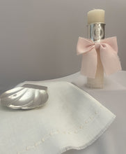 Cargar imagen en el visor de la galería, Kit Bautizo Colección ARO con Virgen de Guadalupe REDONDA con Moño Gasa