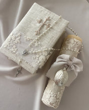 Cargar imagen en el visor de la galería, Kit Primera Comunión Colección Bordado Tul Medalla Virgen de Guadalupe OVALADA 5 cms