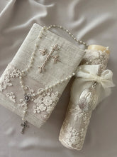 Cargar imagen en el visor de la galería, Kit Primera Comunión Colección Bordado Tul Medalla Virgen de Guadalupe OVALADA 5 cms