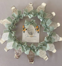 Cargar imagen en el visor de la galería, Bendiciones para Coche San Benito