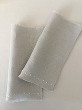 Cargar imagen en el visor de la galería, Kit Bautizo Clásico con Medalla Virgen Guadalupe 5 cms.