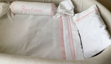 Cargar imagen en el visor de la galería, Juego de Sábanas Algodón Piqué y Tira Bordada Española
