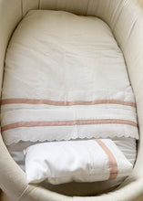 Cargar imagen en el visor de la galería, Sets para Moisés Piqué Español y Tira Bordada