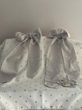 Cargar imagen en el visor de la galería, Cubre Porta Bebé Piqué Estrellitas con Muselina