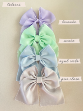 Cargar imagen en el visor de la galería, Moño Carlota