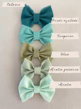 Cargar imagen en el visor de la galería, Moño Josefa