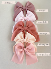 Cargar imagen en el visor de la galería, Moño Carlota