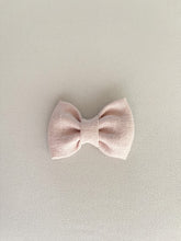 Cargar imagen en el visor de la galería, Moño Manuela