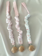 Cargar imagen en el visor de la galería, Porta Chupón Diseño