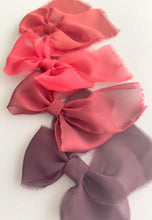 Cargar imagen en el visor de la galería, Moño Carlota Colección Otoño/Invierno