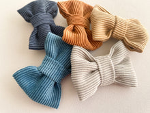 Cargar imagen en el visor de la galería, Moño Manuela Colección Otoño/Invierno- Pana