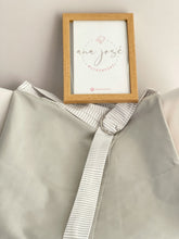 Cargar imagen en el visor de la galería, Manta Lactancia Piqué