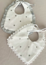 Cargar imagen en el visor de la galería, Baberos Piqué Español