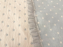 Cargar imagen en el visor de la galería, Cubre Porta Bebé Piqué Español Estrellas con Muselina (DOBLE VISTA)
