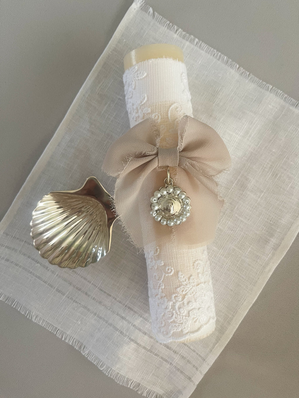 Kit Bautizo Colección Bordado Tul Virgen Guadalupe Perlas