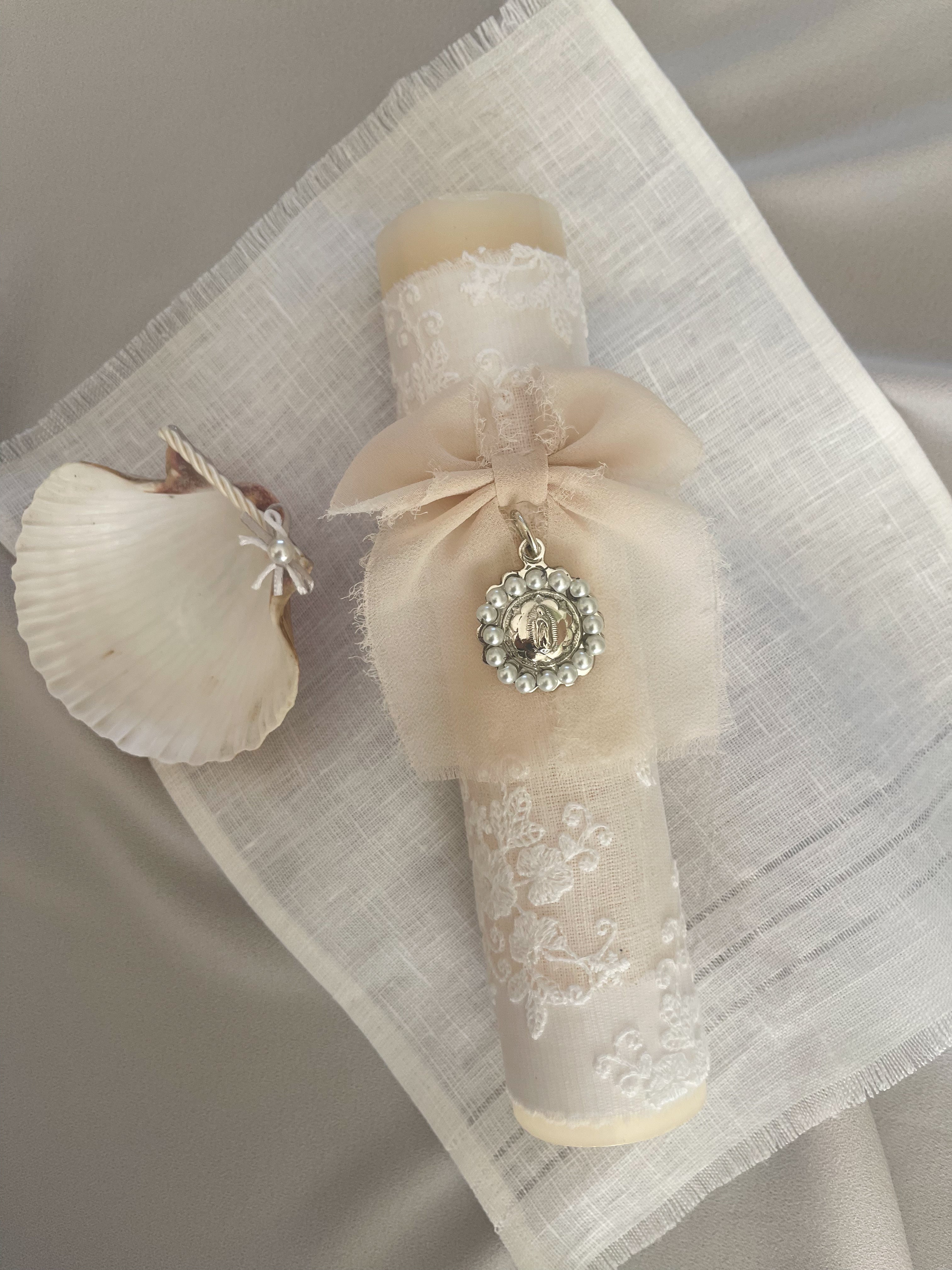 Kit Bautizo Colección Bordado Tul Virgen Guadalupe Perlas