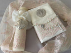 Kit Primera Comunión Colección PEONY con Medalla Virgen de Guadalupe