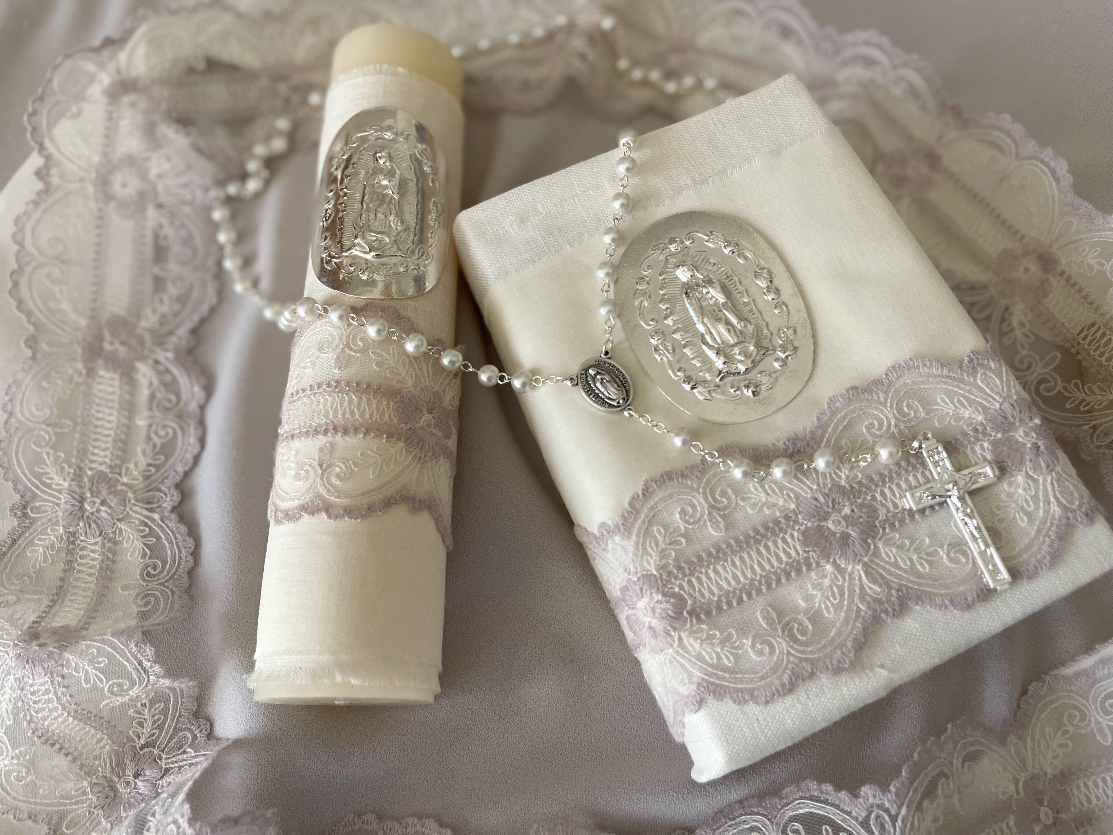 Kit  Primera Comunión Colección SweetPea Placa Virgen de Guadalupe