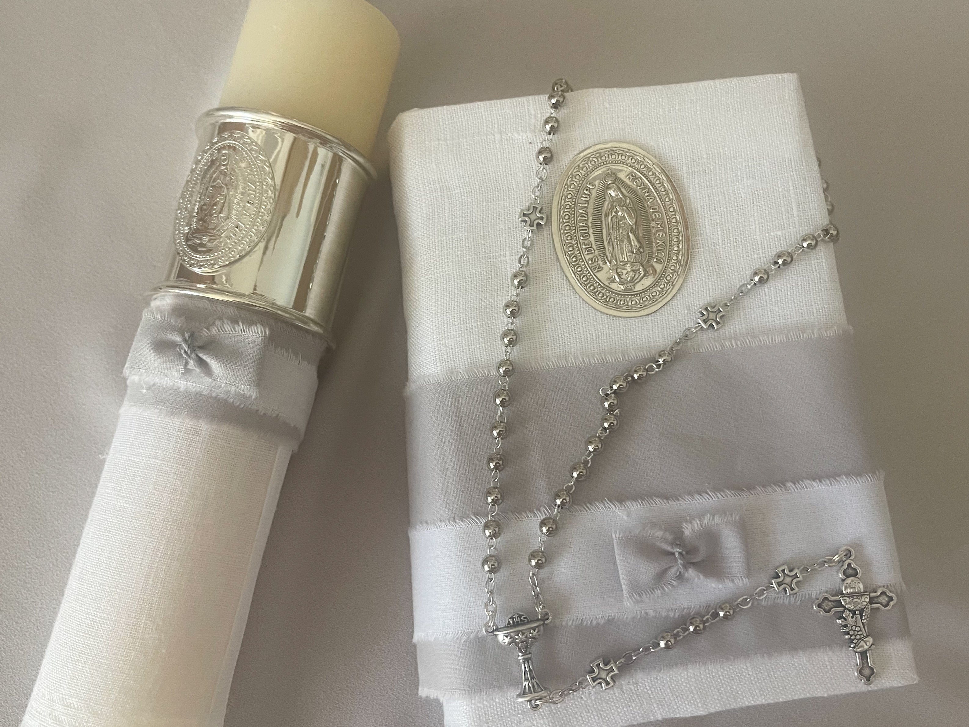 Kit Primera Comunión Colección Elegance con Aro e Imagen Virgen de Guadalupe Oval