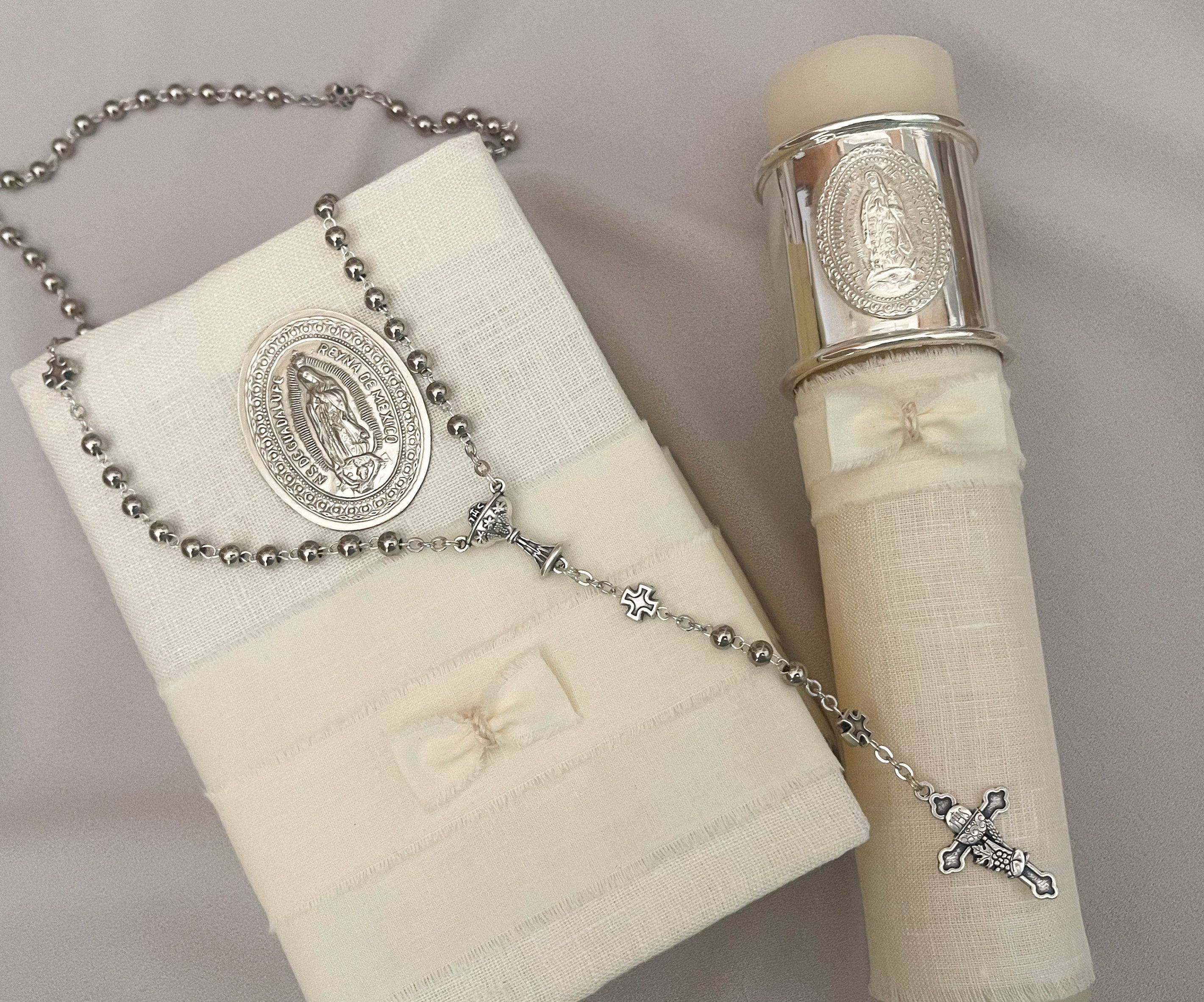 Kit Primera Comunión Colección Elegance con Aro e Imagen Virgen de Guadalupe Oval