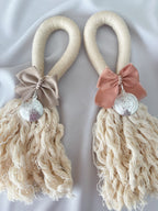 Bendiciones para puerta de Macramé con Medalla San Benito 3 cms.