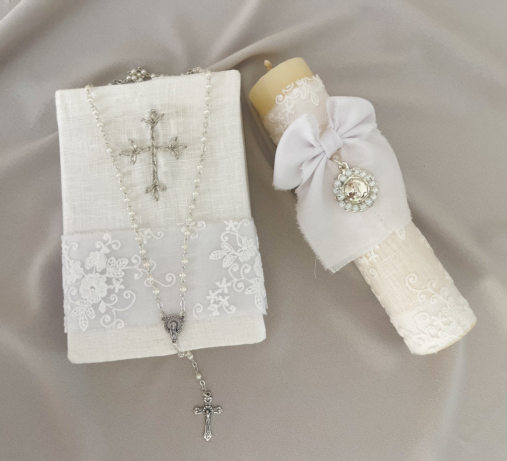 Kit Primera Comunión  Bordado Tul Medalla Virgen de Guadalupe con Perlas