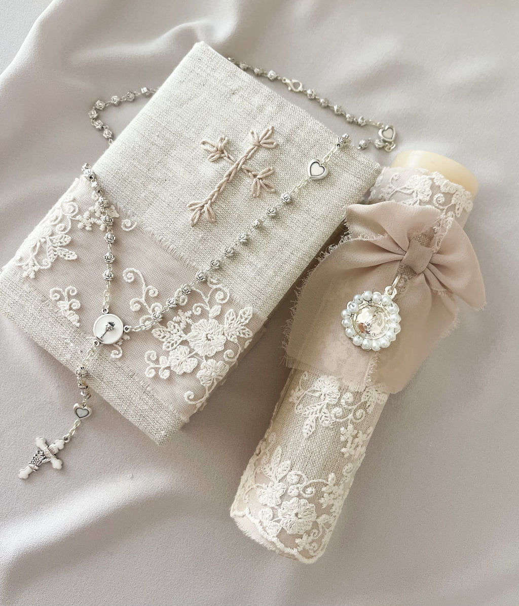 Kit Primera Comunión  Bordado Tul Medalla Virgen de Guadalupe con Perlas