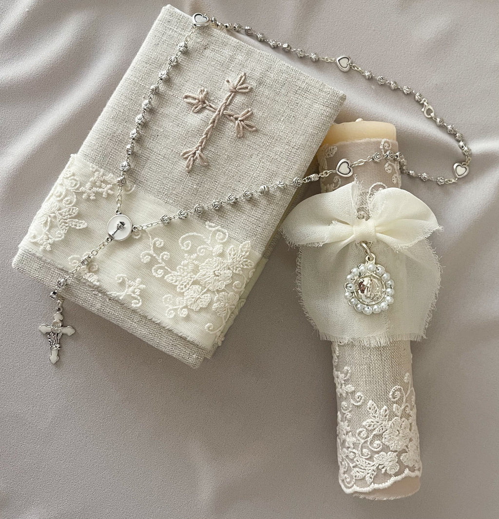 Kit Primera Comunión  Bordado Tul Medalla Virgen de Guadalupe con Perlas