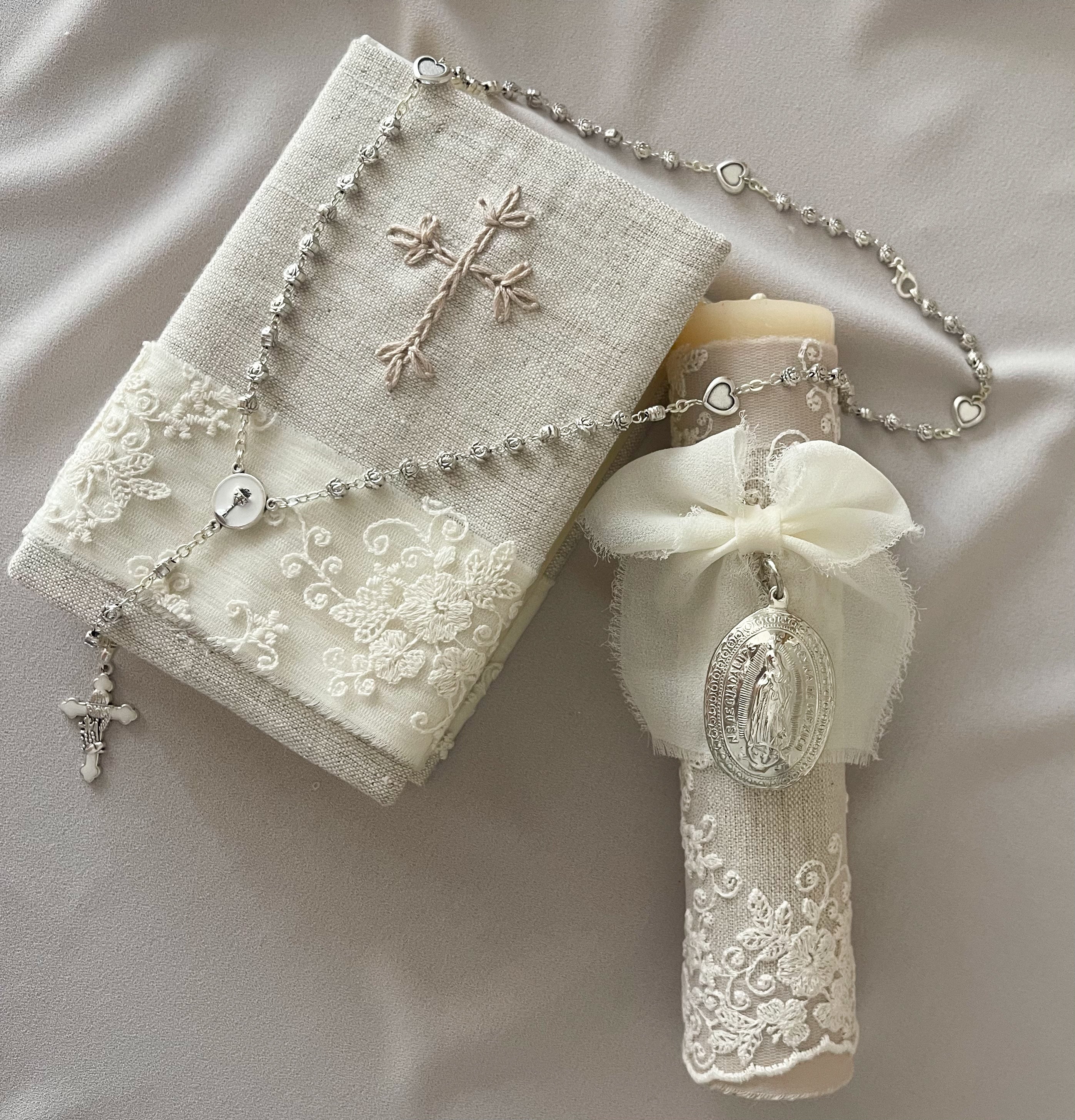 Kit Primera Comunión Bordado Tul Medalla Virgen de Guadalupe REDONDA