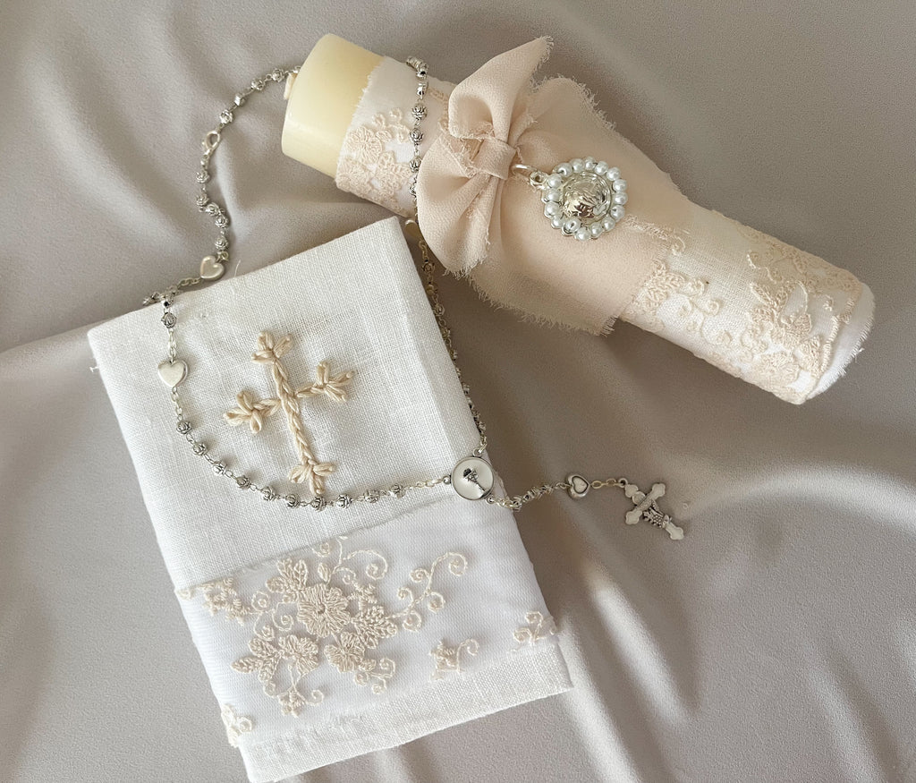 Kit Primera Comunión  Bordado Tul Medalla Virgen de Guadalupe con Perlas