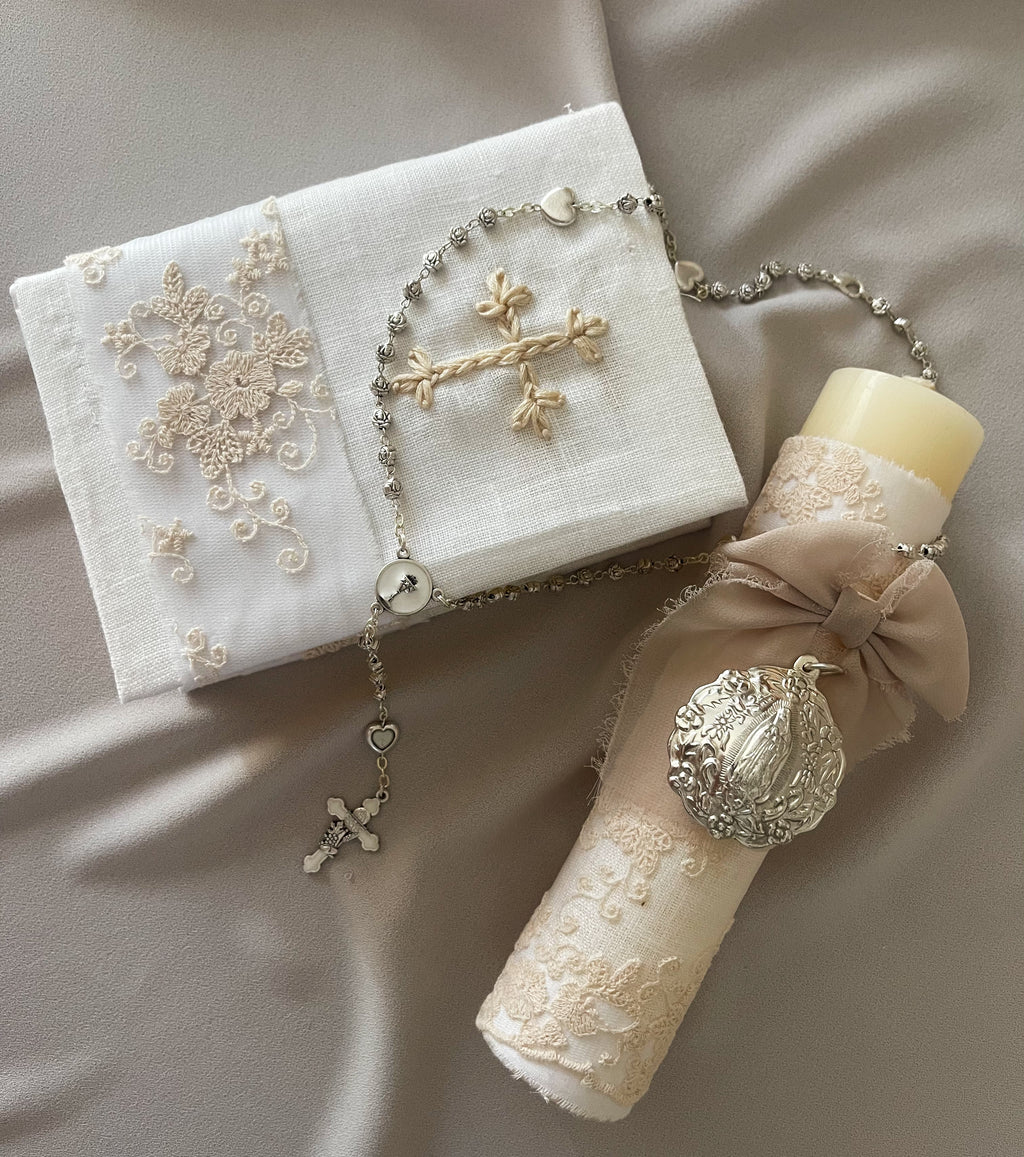 Kit Primera Comunión Bordado Tul Medalla Virgen de Guadalupe REDONDA
