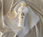 Kit Bautizo Colección Bordado Tul con Medalla Virgen Guadalupe Ovalada