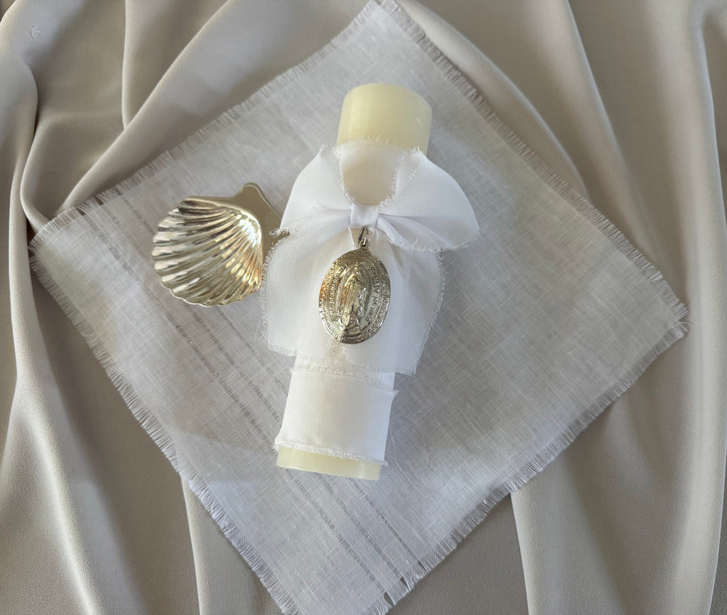 Kit Bautizo Clásico con Medalla Virgen Guadalupe Oval
