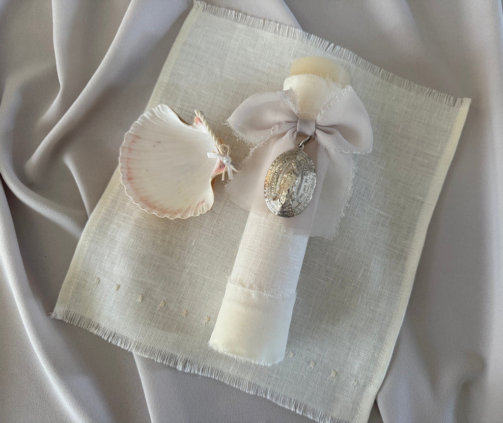 Kit Bautizo Clásico con Medalla Virgen Guadalupe Oval