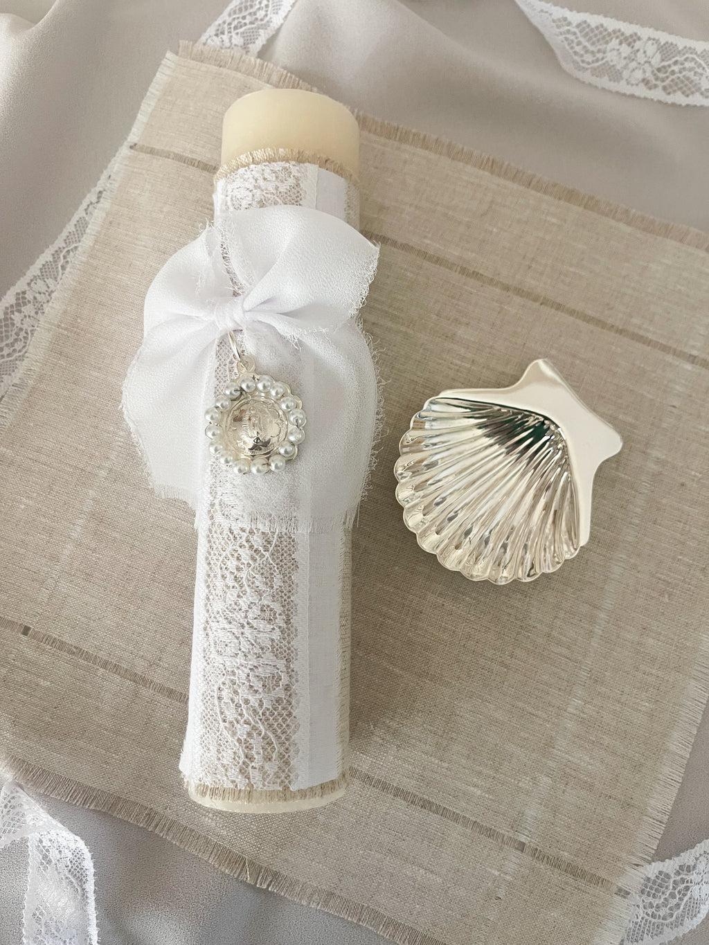Kit Bautizo Colección Puntilla Española Medalla  Virgen Guadalupe Perlas