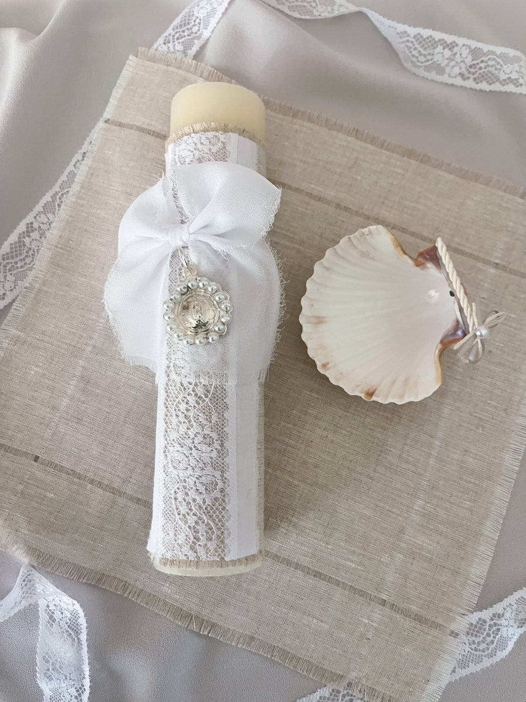 Kit Bautizo Colección Puntilla Española Medalla  Virgen Guadalupe Perlas